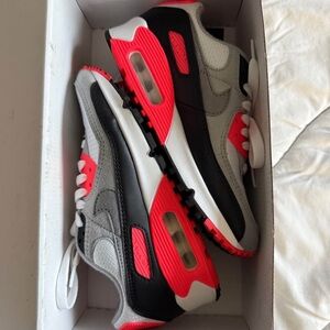 Nike Kids Gray and Red Sneakers